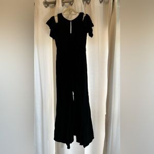 Jack BB Dakota Black, Cold Shoulder, Ruffle Sleeve Flare, Bottom Jumpsuit 8